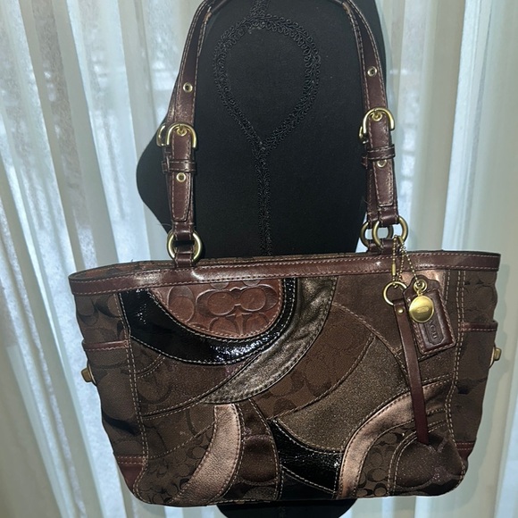 Coach Signature Mosaic Patchwork Gallery Tote - Picture 3 of 16